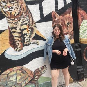 Meet your Posher, Laura